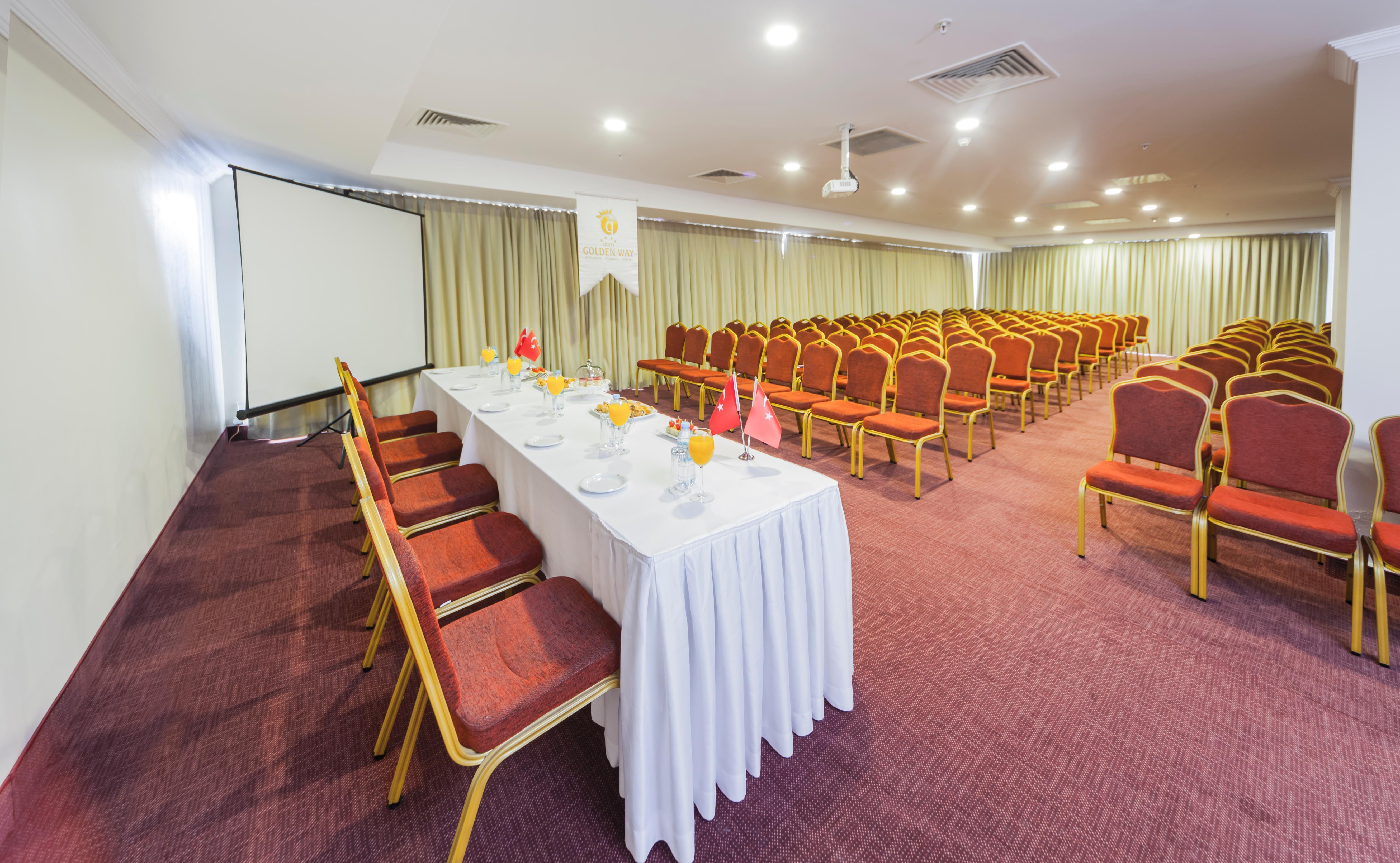 Hotel Golden Way Giyimkent — Photos 1